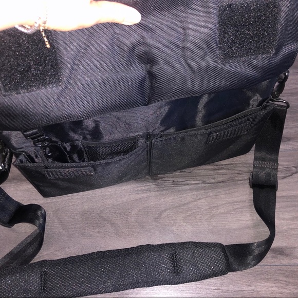 Like New Incase 13” Laptop Bag - Picture 4 of 4